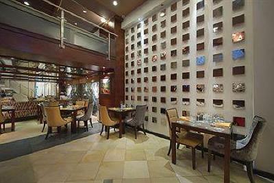 фото отеля Gia Bao Grand Hotel