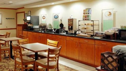 фото отеля Country Inn & Suites Dothan