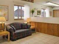 Super 8 Longmont/Del Camino