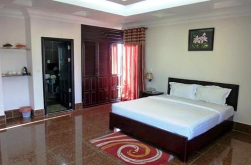 фото отеля Kampot Diamond Hotel