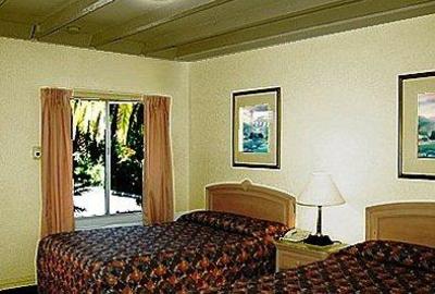 фото отеля Colonial Inn San Rafael