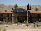 фото отеля Travelodge Yucca Valley