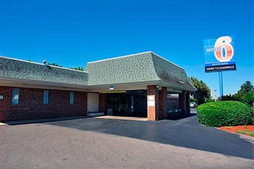 фото отеля Motel 6 Tallahassee Downtown