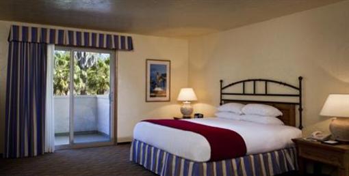 фото отеля The Parkside Inn