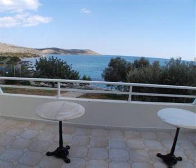 фото отеля Gialos Village Beach Apartments