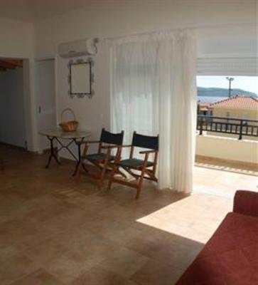 фото отеля Gialos Village Beach Apartments
