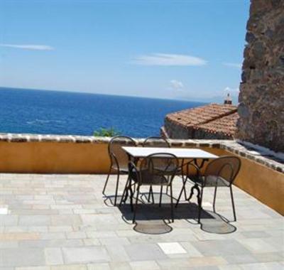 фото отеля Gialos Village Beach Apartments