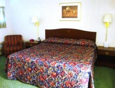 фото отеля Plaza Inn Topeka