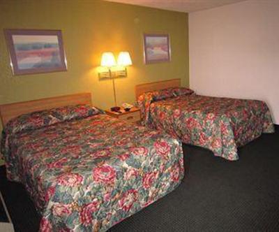 фото отеля Plaza Inn Topeka