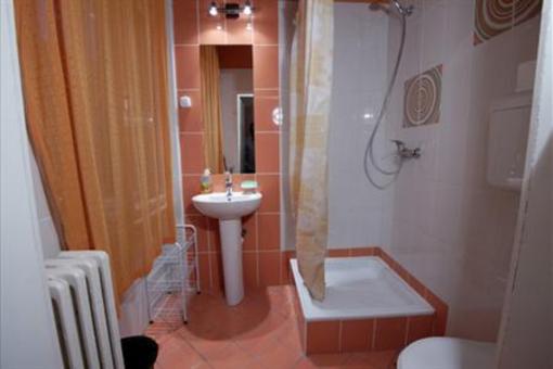 фото отеля Hostel Sova Novi Sad