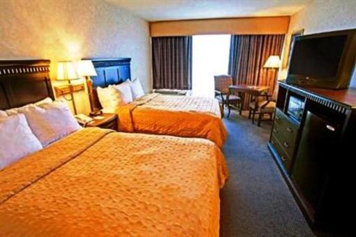 фото отеля Clarion Inn & Suites Hampton