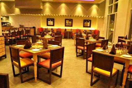 фото отеля Holiday Inn Express Ahmedabad