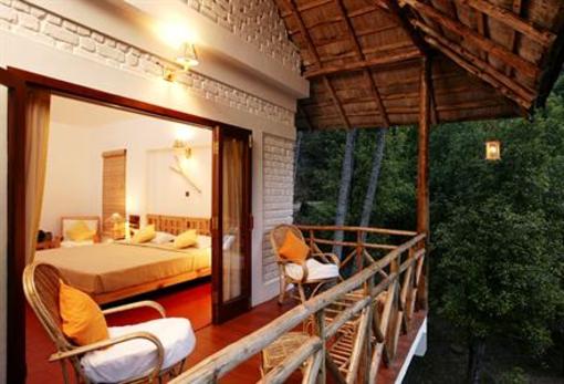 фото отеля Kurumba Village Resort