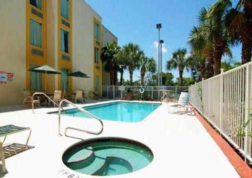 фото отеля Comfort Inn & Suites Fort Lauderdale