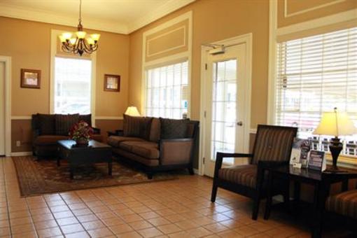 фото отеля Best Western Lakewood Motor Inn