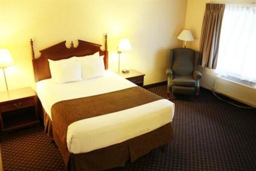 фото отеля Best Western Lakewood Motor Inn