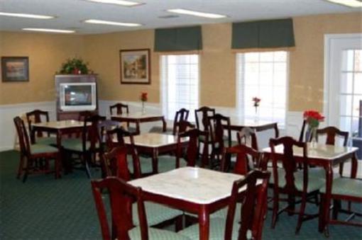 фото отеля Baymont Inn & Suites Tullahoma
