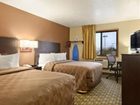 фото отеля Days Inn & Suites Waterloo