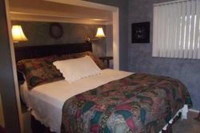 фото отеля Sequoia River Dance Bed and Breakfast