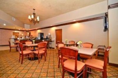 фото отеля Best Western Windsor Suites Greensboro