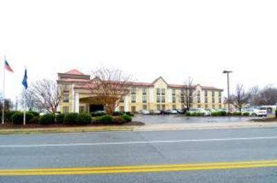 фото отеля Best Western Windsor Suites Greensboro