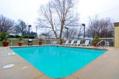 фото отеля Best Western Windsor Suites Greensboro