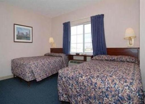 фото отеля Suburban Extended Stay Hotel of Charlotte - WT Harris