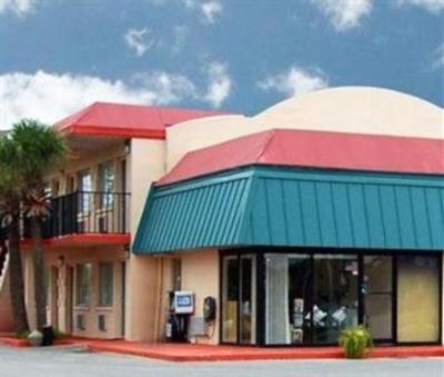 фото отеля Econo Lodge North Fort Myers