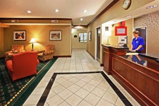 фото отеля Holiday Inn Express Tulsa-Woodland Hills
