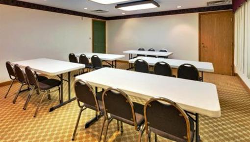 фото отеля Country Inn & Suites Murfreesboro
