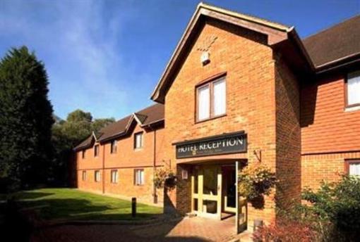 фото отеля The Ely Hotel Camberley