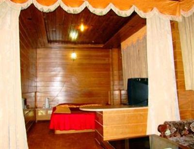 фото отеля Hotel Chandermukhi Manali