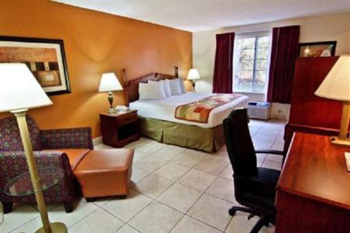 фото отеля Best Western Leisure Inn Crossville