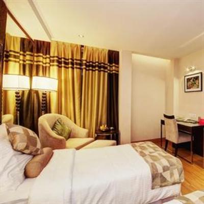 фото отеля Hotel Palm Springs Medi Spa & Stays
