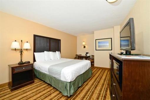 фото отеля Lexington Inn & Suites Daytona Beach