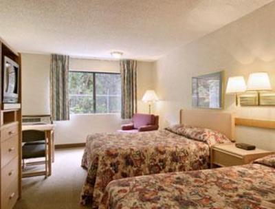 фото отеля Travelodge Portland Airport