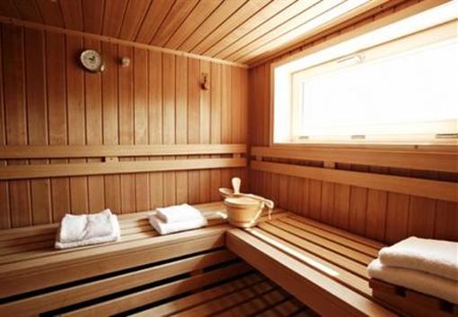 фото отеля Hotel Am Helmwartsturm