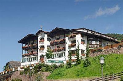 фото отеля Hotel Sporting Selva Di Val Gardena