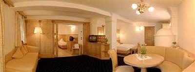 фото отеля Hotel Sporting Selva Di Val Gardena