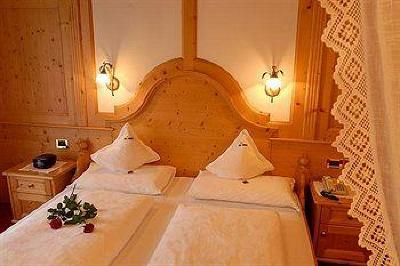фото отеля Hotel Sporting Selva Di Val Gardena