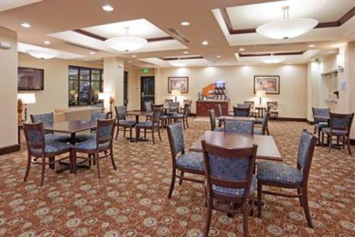 фото отеля Holiday Inn Express Hotel & Suites Fresno Clovis