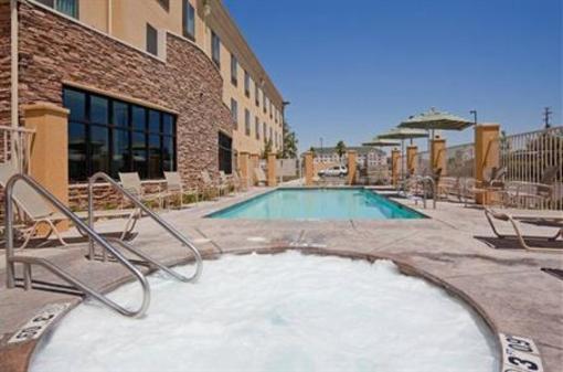 фото отеля Holiday Inn Express Hotel & Suites Fresno Clovis