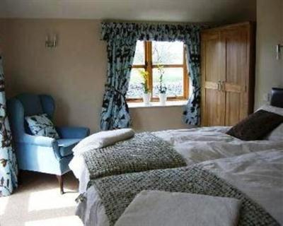 фото отеля Wheeldon Trees Farm Holiday Cottages Buxton