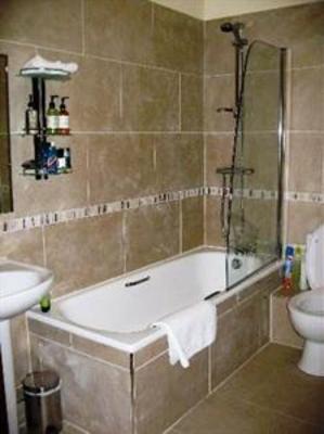 фото отеля Wheeldon Trees Farm Holiday Cottages Buxton
