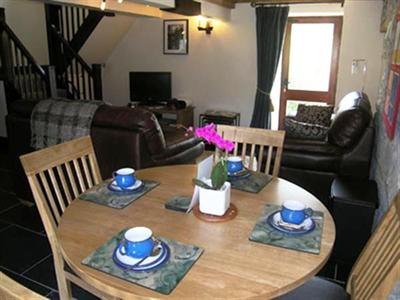 фото отеля Wheeldon Trees Farm Holiday Cottages Buxton