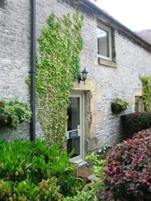 фото отеля Wheeldon Trees Farm Holiday Cottages Buxton