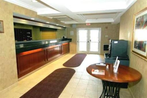 фото отеля Suburban Extended Stay Hotel Dulles Sterling