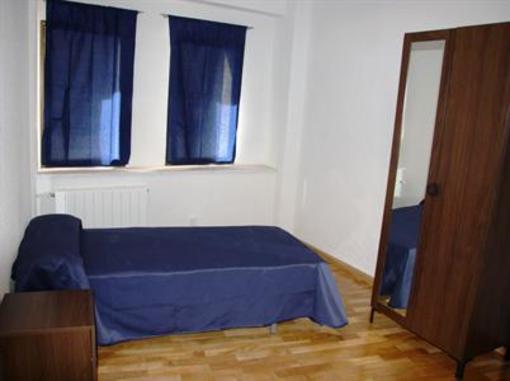 фото отеля Hostal Residencia Arti II Madrid