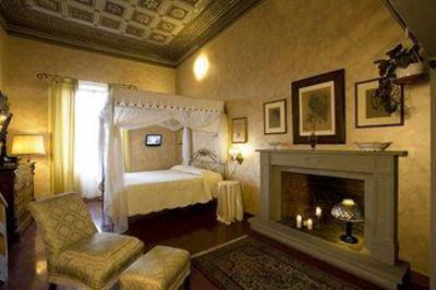 фото отеля Residenza San Domenico Siena