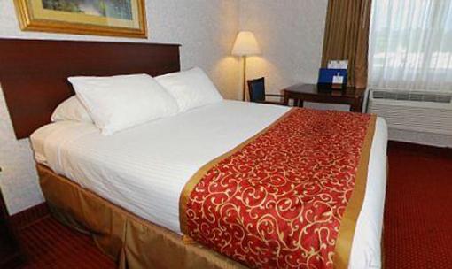 фото отеля BEST WESTERN St. Louis Inn
